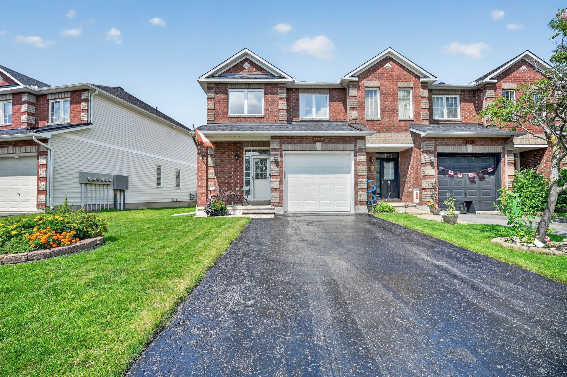 1127 Brasseur Crescent